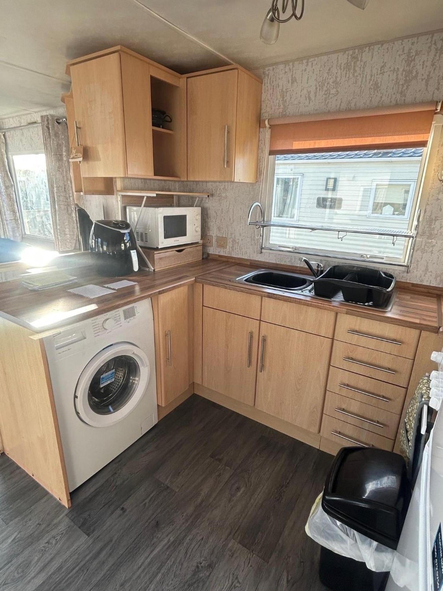 6 Berth Caravan For Hire By The Beach In Heacham, Norfolk Ref 21038C Extérieur photo